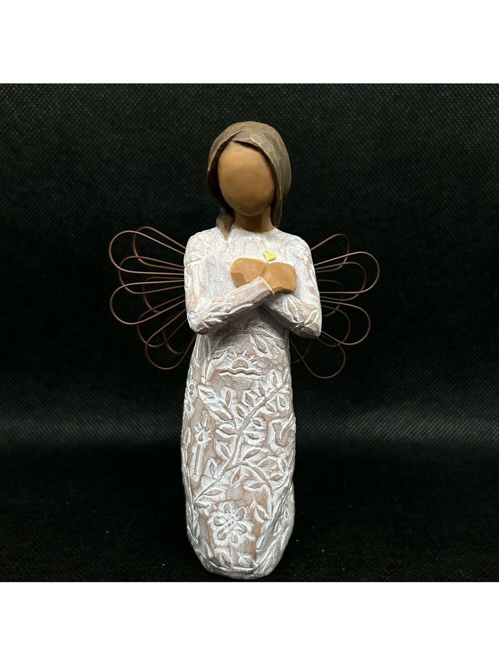New in box Retired Willow Tree Remembrance figurine Darker skin)